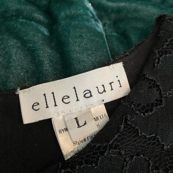 Elle Laurie lace flower dress - Picture 2 of 2